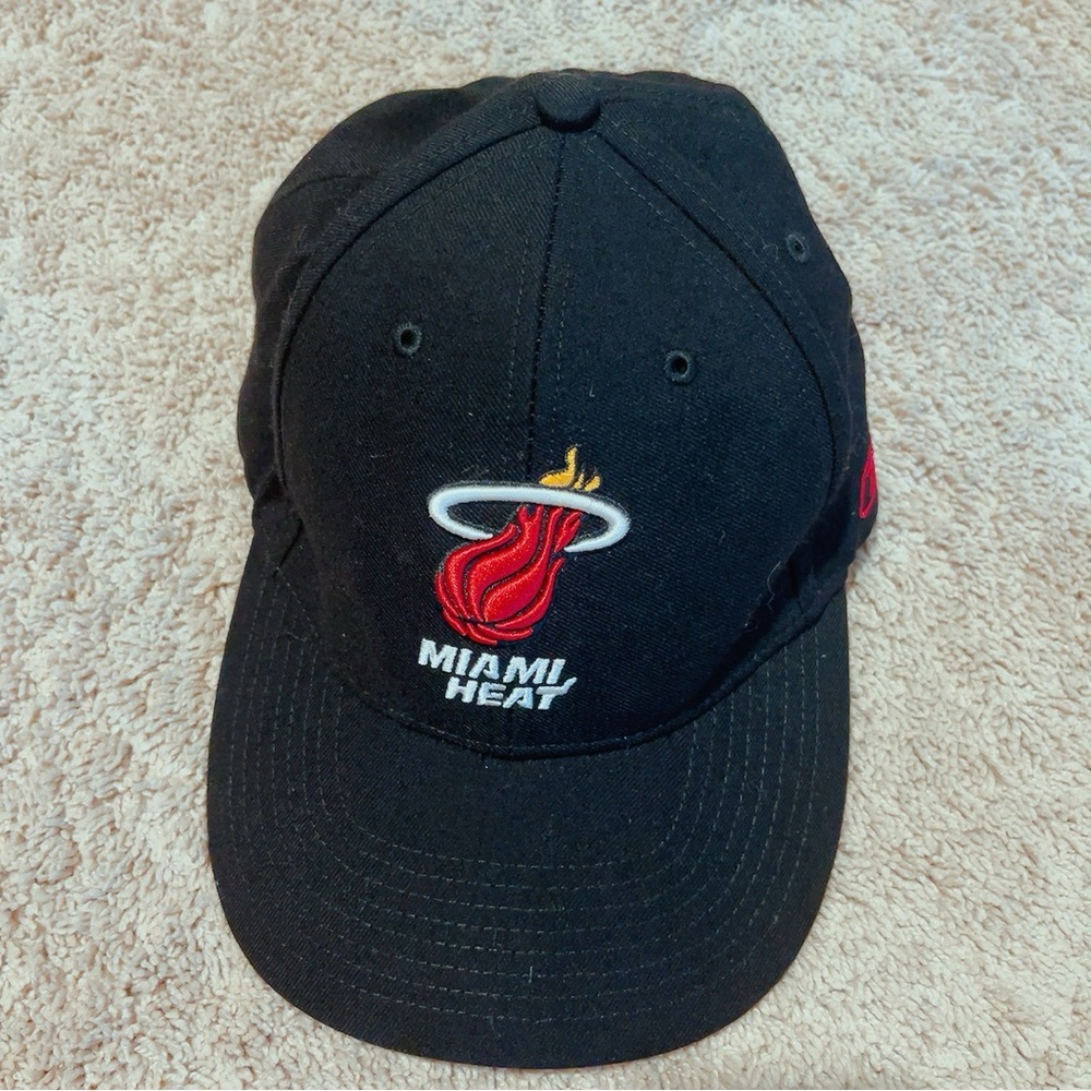 NBA hat. Miami heat